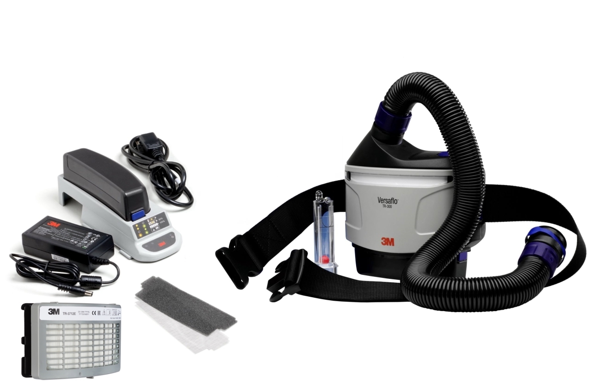 3M TR-315E+ Versaflo starter pack with TR-302+ blower unit (blower, filter cover), 1x TR-3712E P-filter, 10x TR-3600 pre-filters, standard belt, 8-hour lithium-ion battery, charger, BT30 adjustable-length air hose, airflow indicator